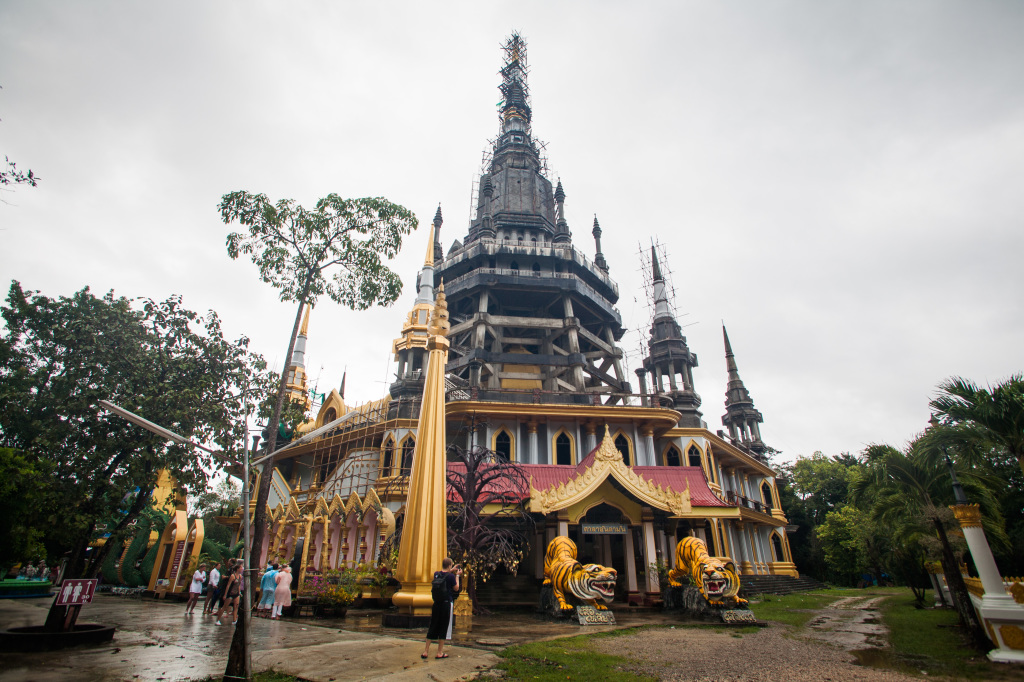 Wat Tham Suea, Krabi